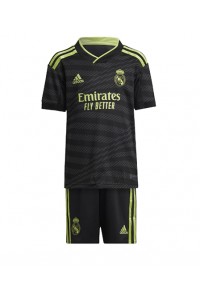Fotbalové Dres Real Madrid Dětské Třetí Oblečení 2022-23 Krátký Rukáv (+ trenýrky)